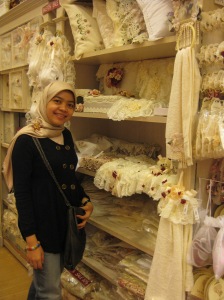 @ Lovely Lace, First World Plaza